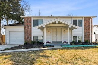 374 Novara Dr, Ballwin, MO 63021