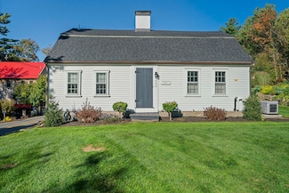 563 Spring St, Marshfield, MA 02050