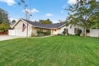 1346 Minder Dr, Redding, CA 96003