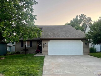 2941 SW Arrowhead Rd, Topeka, KS 66614