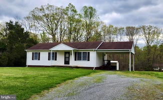 5207 Sumerduck Rd, Sumerduck, VA 22742