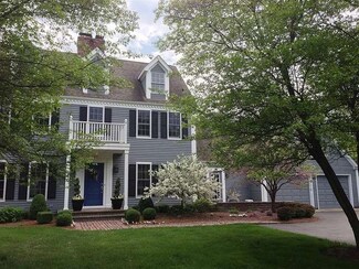 700 Peck Rd, Geneva, IL 60134