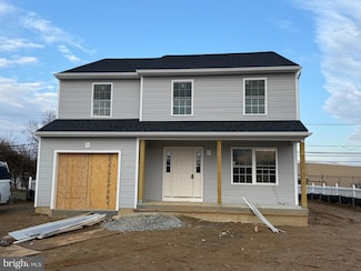 31 Memorial Dr, New Castle, DE 19720