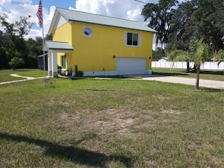 12366 SE 138th Ave, Ocklawaha, FL 32179