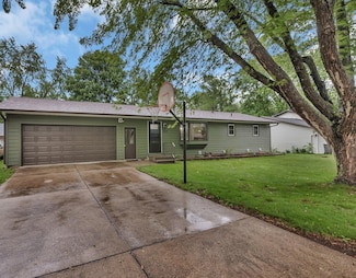 257 Elm Dr, Foley, MN 56329