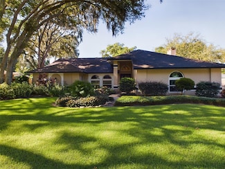 1323 Hammock Shade Dr, Lakeland, FL 33809