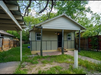 66 Leroux St, San Antonio, TX 78207