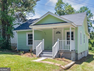 421 N 6th St, Griffin, GA 30223
