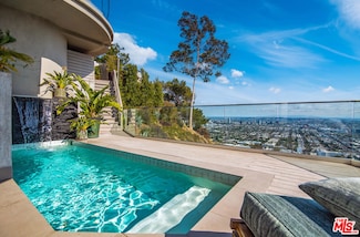 8572 Hillside Ave, Los Angeles, CA 90069