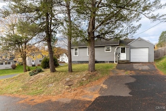 101 Edgeworth Ave, Syracuse, NY 13219