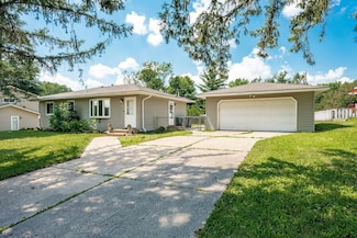 4017 Mica Trail, Saint Paul, MN 55122