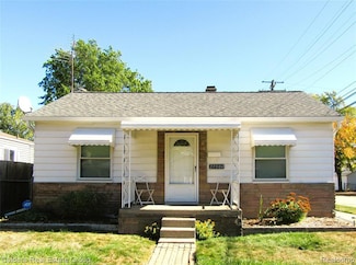 27304 Delton St, Madison Heights, MI 48071
