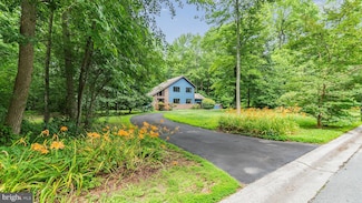 26972 S Tourmaline Dr, Hebron, MD 21830