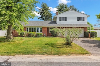 2300 Locust Rd, Dover, PA 17315