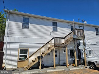 1202 N Royal Ave Unit D, Front Royal, VA 22630