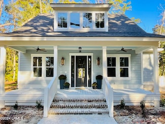 169 Bull Point Dr, Seabrook, SC 29940