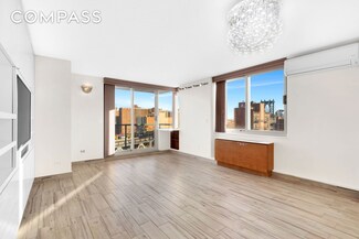 60 Henry St Unit 13-A, New York, NY 10002