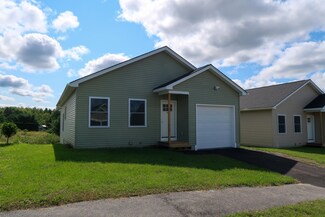 59 Village Cir, Augusta, ME 04330