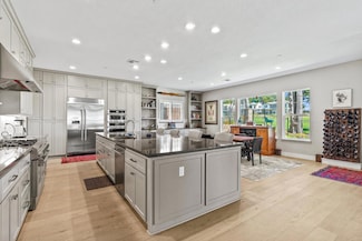 1838 Links Dr, Seaside, CA 93955