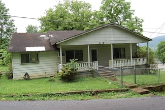358 Poplar St, Soddy Daisy, TN 37379