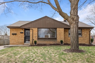 9363 W Dixon St, Milwaukee, WI 53214