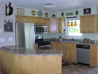 714 Wright Ct, Rapid City, SD 57701