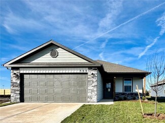 20362 W 193rd St, Spring Hill, KS 66083