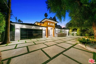 15468 Morrison St, Sherman Oaks, CA 91403