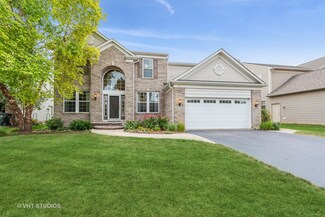 7 Benton Ct, Algonquin, IL 60102