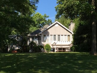 12740 229th Ave, Bristol, WI 53104