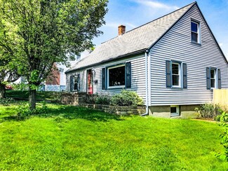 8 Madeline St, Worcester, MA 01603