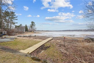 5 Dixie Rd, Coventry, RI 02816