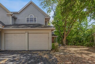 30W008 Laurel Ct, Warrenville, IL 60555