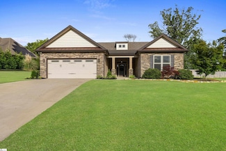 121 Floyd Meadow Dr, Inman, SC 29349
