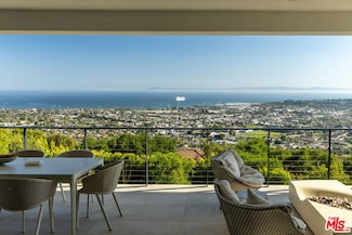 945 Arbolado Rd, Santa Barbara, CA 93103