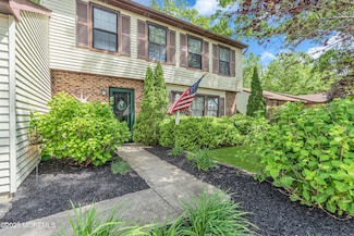 13 Laurel Crest Dr, Howell, NJ 07731