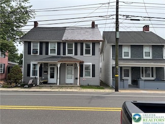 7824 Main St, Fogelsville, PA 18051