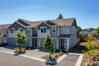315 SW 315 Ballast Way, Oak Harbor, WA 98277