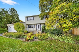 4336 Forestbrook Dr, Liverpool, NY 13090