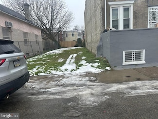 6142 N Woodstock St, Philadelphia, PA 19138