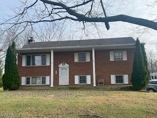 215 Asbury Anderson Rd, Asbury, NJ 08802