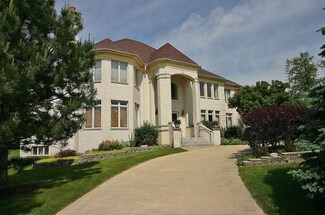4 Red Hill Ln, South Barrington, IL 60010