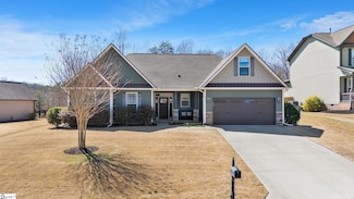 524 Turning Leaf Ln, Greer, SC 29651