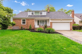 2524 Claver Rd, University Heights, OH 44118