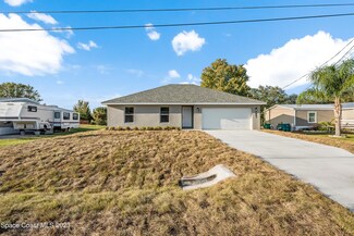 4863 Cambridge Dr, Mims, FL 32754