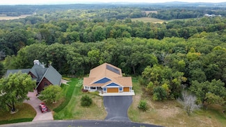 E9279 Pebblebeach Dr, Wisconsin Dells, WI 53965