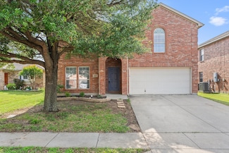 10449 Hideaway Trail, Fort Worth, TX 76131
