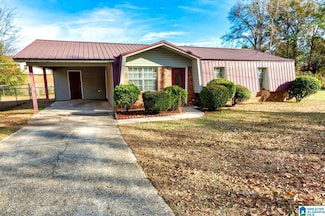 119 20th Ct E, Tuscaloosa, AL 35404