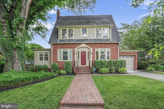 4707 Hunt Ave, Chevy Chase, MD 20815