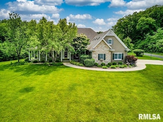 1112 W Cedar Hills Dr, Dunlap, IL 61525